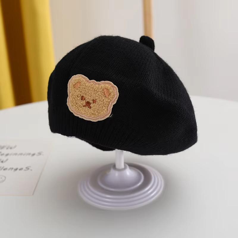Winter Knit Beret Hat for Baby Cute Cartoon Bear Infant Painter Cap Autumn Winter Warm Woolen Kids Artist Caps