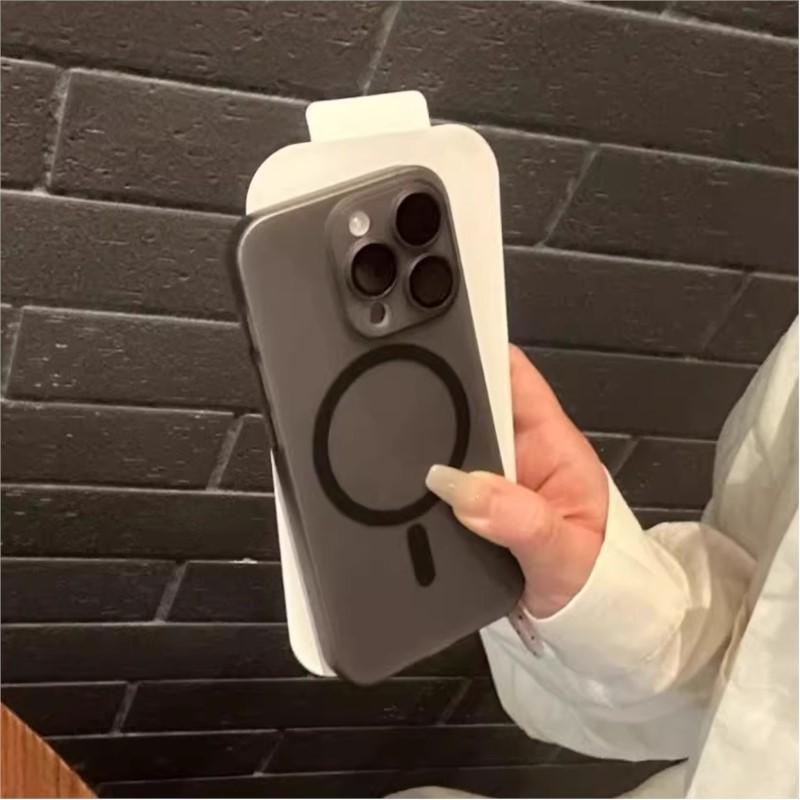 Luksusowe Ultra Cienkie Matowe Etui do iPhone 15 14 Plus 13 12 11 Pro Max Do Magsafe Ładowanie Bezprzewodowe Magnetyczne Przezroczyste Odporne na Wstrząsy Pokrowiec
