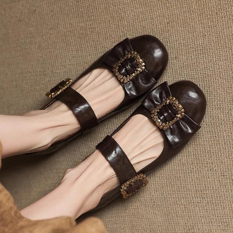 Fashion Retro Round Toe Metal Buckle Flat Mary Jane Shoes Women Fashion Round Toe Bow Low Heel Pumps Elegant Brand Designer Dress Shoes