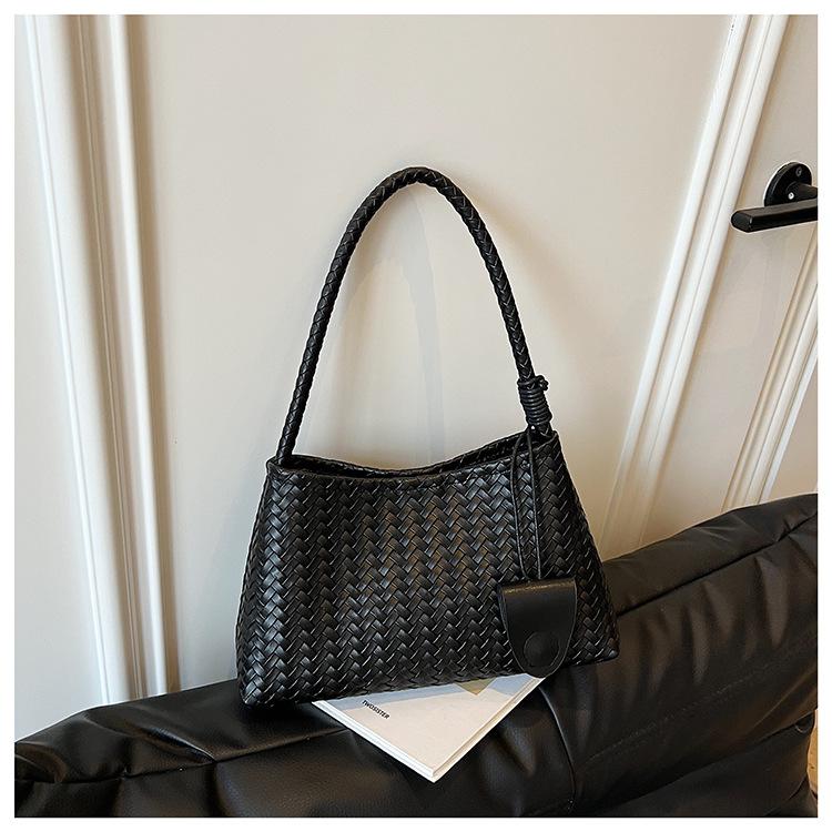 

Вязаная сумка большой вместимости женская летняя новая повседневная на плечо подмышку сумка для мамы высококлассная сумка для поездок на работу чёрный