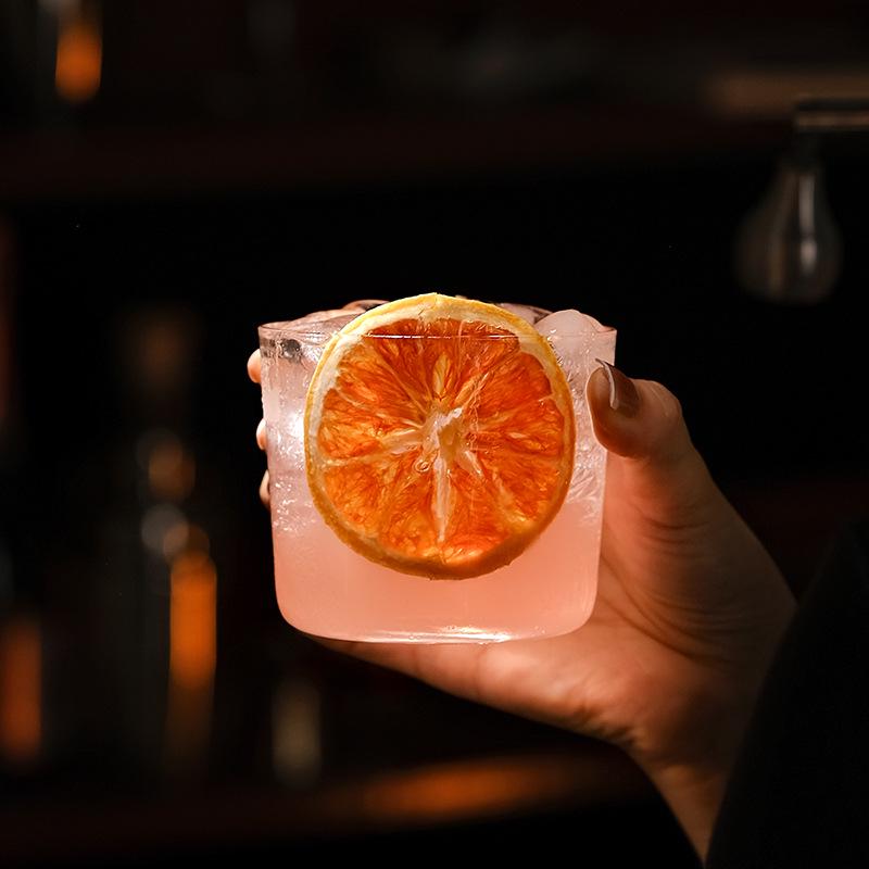 Japanische Collins-Tasse: Leichtes Highball-Glas für Cocktails und Long Island Iced Tea