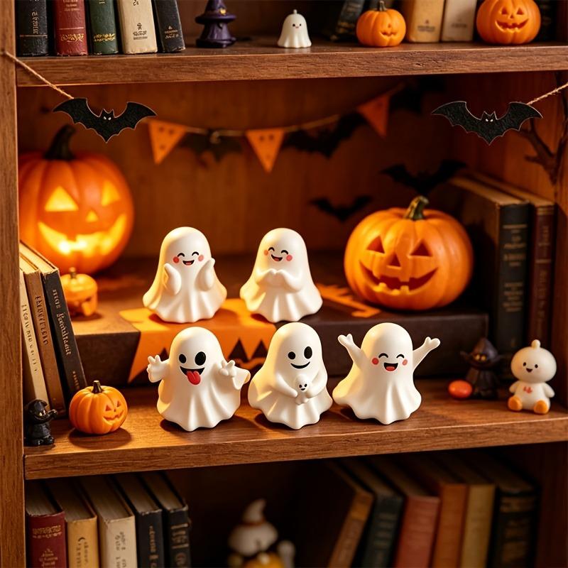 pcs different Halloween ghost figurines, cute mini ghost home decorations, office desk Christmas and Halloween party decorations