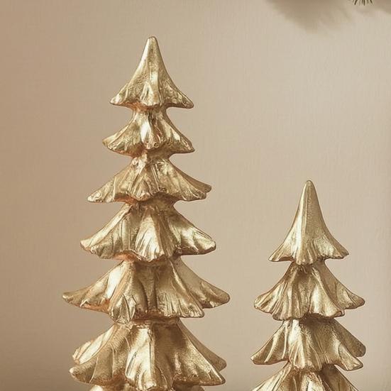 Gold Festive Figurines 2Pcs Christmas Tree Ornaments, Vintage Tabletop Decoration for Holiday Seasonal Display Pieces Home Decor And Fireplace Mantel