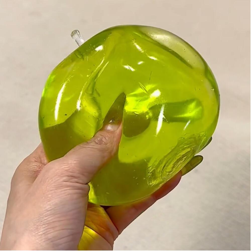 NEUES Niedliches Grüner Apfel Quetschspielzeug Weich Stressabbau Angstabbau Fidget Spielzeug Tragbar Schreibtischdekoration Sensorisches Spiel Sensorisches Spielzeug