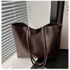 2024 Retro Large-Capacity Shoulder Tote: Casual Autumn/Winter Women's Pendant Bag
