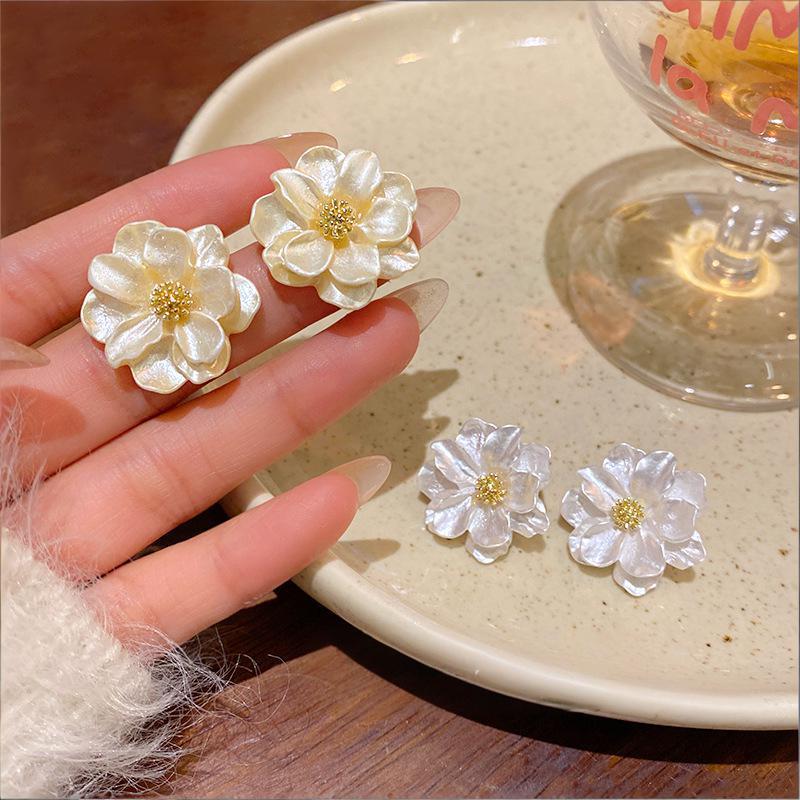 Pearl Camellia Flower Stud Earrings - Luxurious Korean Style, Perfect for Seaside Vacations