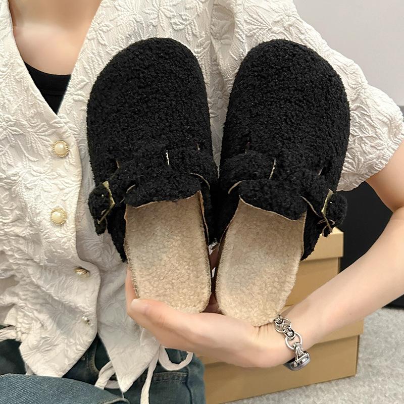 Winter fluffy slippers women's 2024 new one-pedal lazy drag niche design sense fashionable and comfortable velvet cotton drag