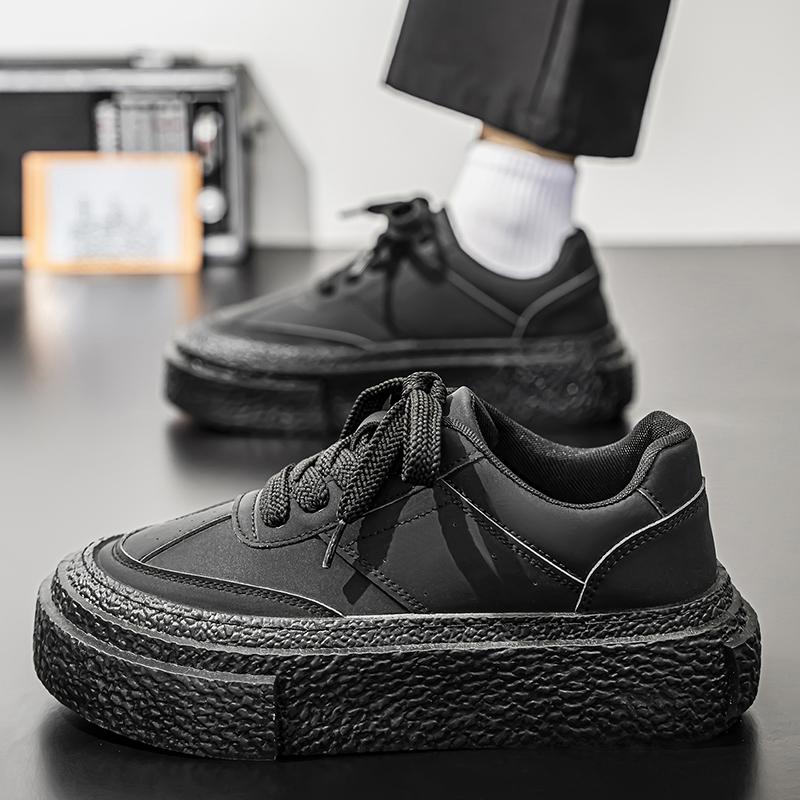 Nuevas zapatillas de skate clásicas de moda para hombre, de suela gruesa y caña baja, cómodas zapatillas de baloncesto con suela suave