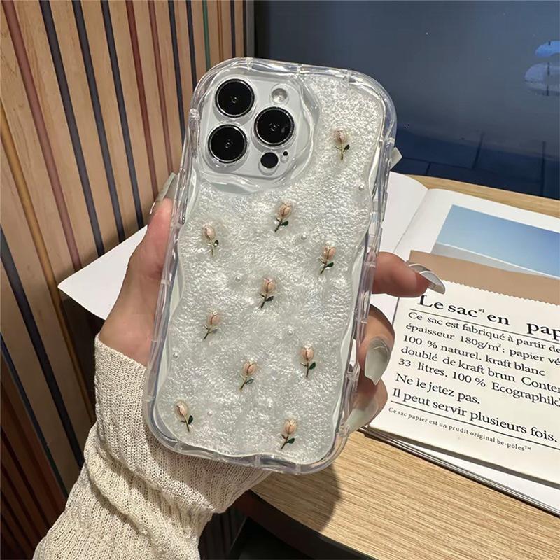 Tulip Pearl iPhone 17 Pro Max Drop-Proof Epoxy Case for Women