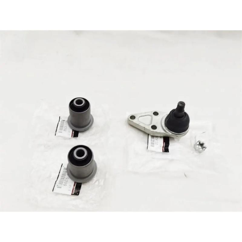 1PCS Rear Suspension Upper Swing Arm Rubber Sleeve Ball Joint For Pajero Montero Shogun V73W V77W V93W V97W MR519399 MR508130