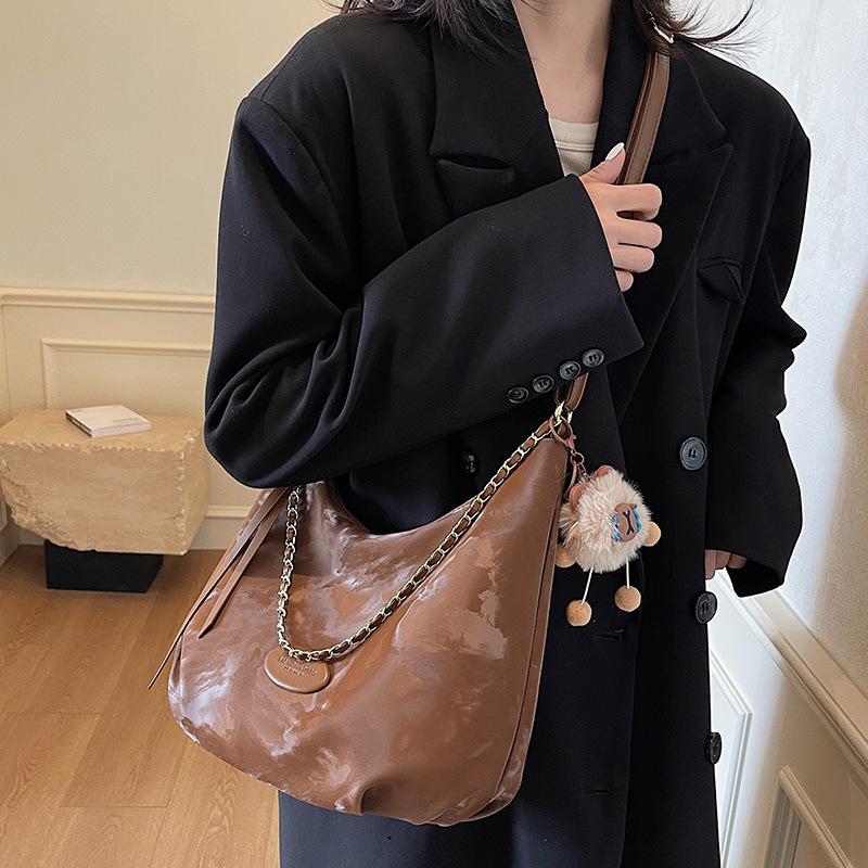 Simple Solid Color Versatile Casual Tote Bag Fashionable Commuting Bag New Niche Chain Shoulder Bag Out Shopping Bag