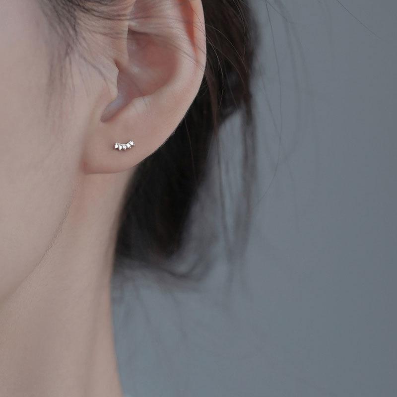 Lächelnde Ohrringe für die neuen trendigen Flash-Diamant-Ohrstecker ohne Ausziehen für Frauen