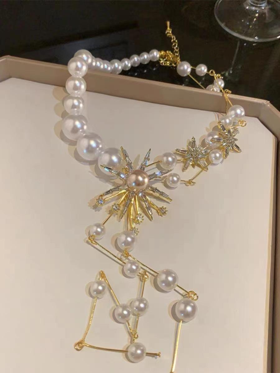 French Retro Zircon Star Pearl Fringed Splicing Necklace Women s Light Luxury Design Sense High-end Neck Chain Accessories