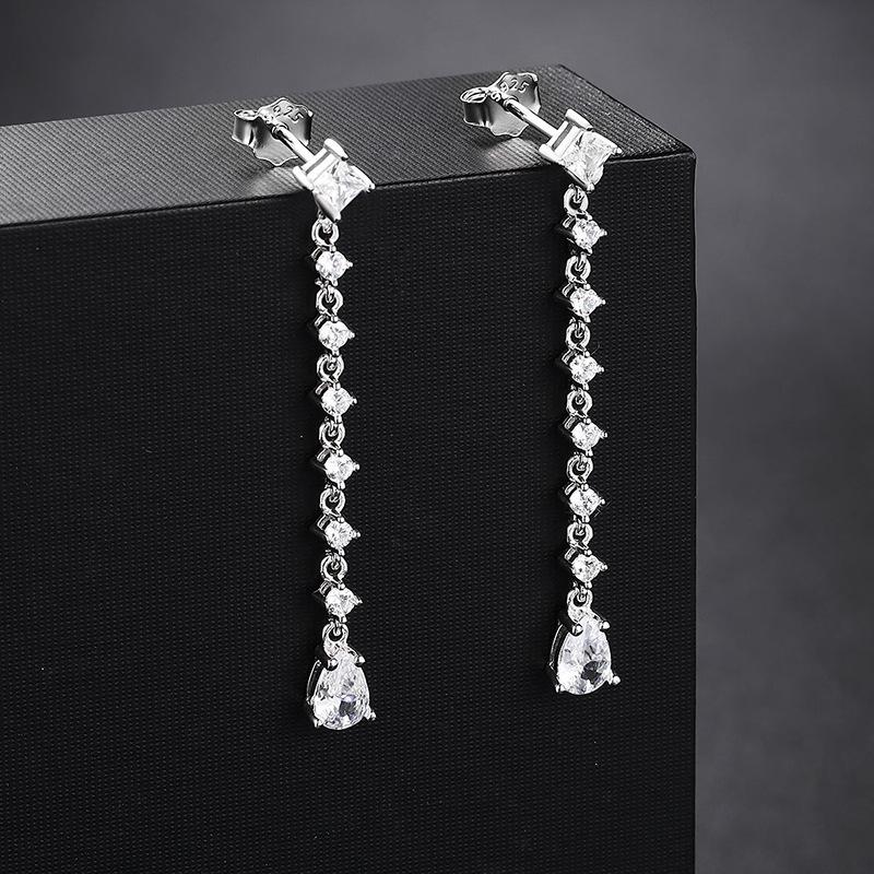 Серьги-гвоздики с муассанитом цвета D для женщин. Высочайшее качество. 100% серебро 925 пробы. Искрящиеся свадебные украшения. Zircom