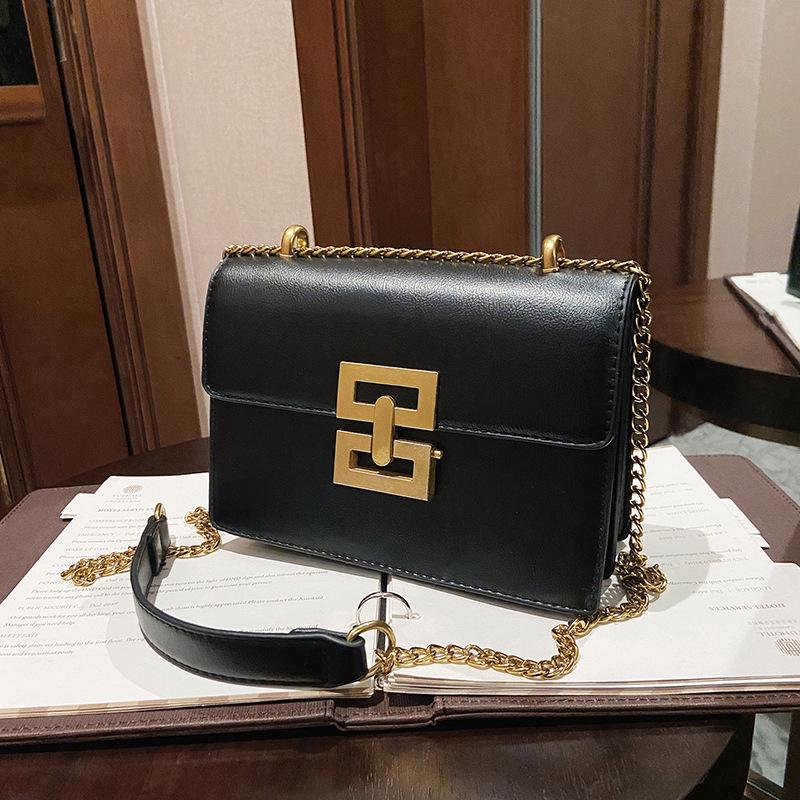Trendy Retro Women's Single-Shoulder Chain Bag with Lock Buckle