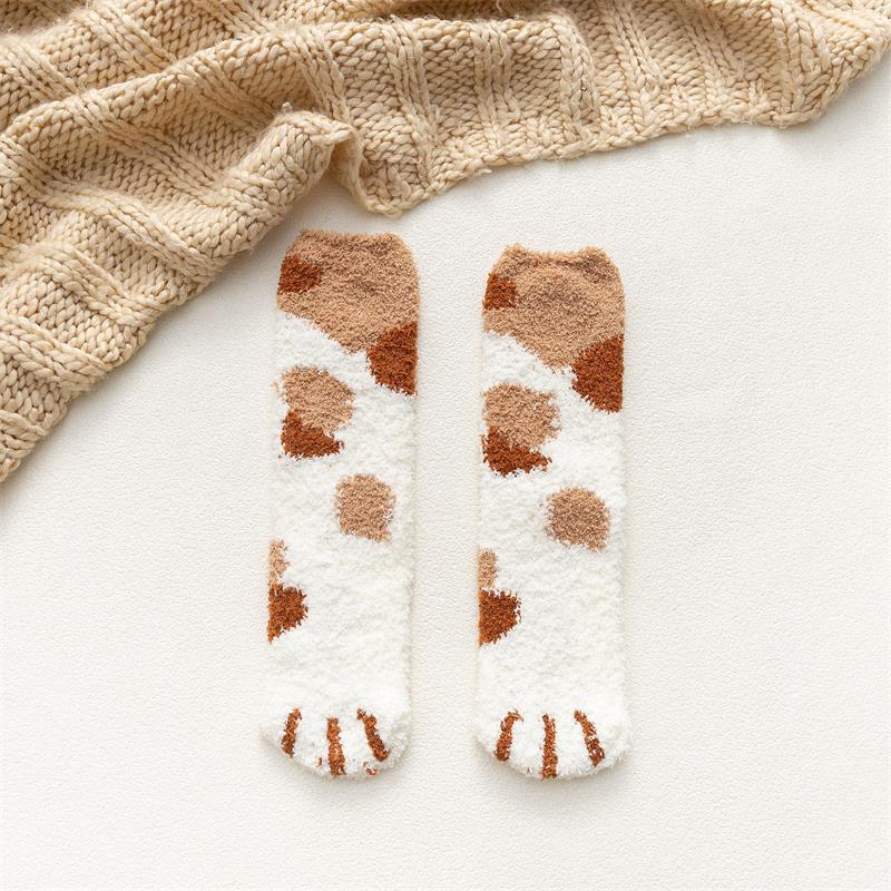 Women’s Furry Cat Paw Socks – Warm, Non-Slip Velvet and Coral Fleece for Autumn & Winter