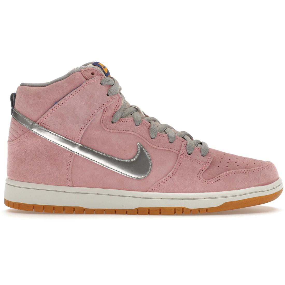 

Sneaker Nike SB Dunk High Concepts When Pigs Fly(554673-610) 40