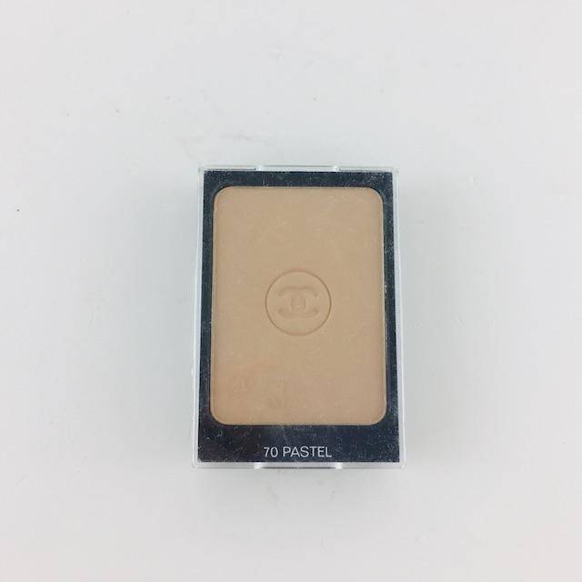 

Chanel Mat Lumiere Luminous Matte Powder Makeup SPF 10 70 Пастель 5г