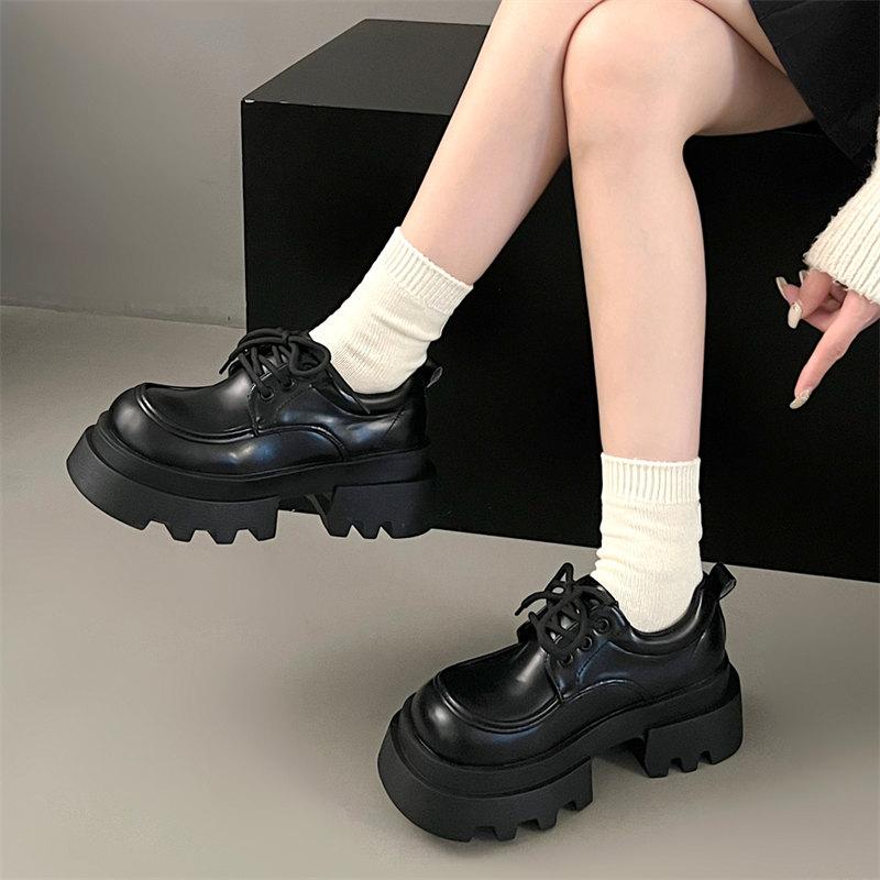 Mode 2024 Femmes Automne Nouveaux Chaussures Oxford à Plateforme Vintage Chaussures Lolita Femmes Mode Cuir PU Lacets Mocassins Chaussures d'uniforme étudiant