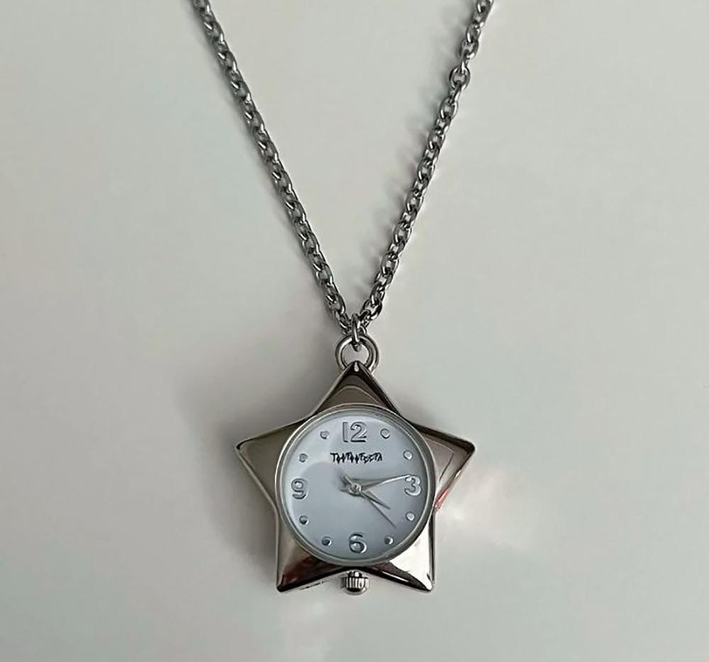 Stern Tasche Verstellbare Uhr Schlüsselanhänger Zinklegierung Japanische Anhänger Tasche Anhänger Original Design Kreativer Halsketten Anhänger Ac