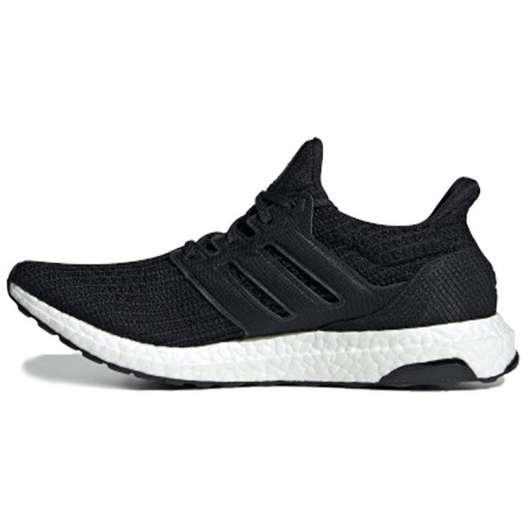 

Черные кроссовки унисекс adidas UltraBoost U Core Footwear-White EH1422