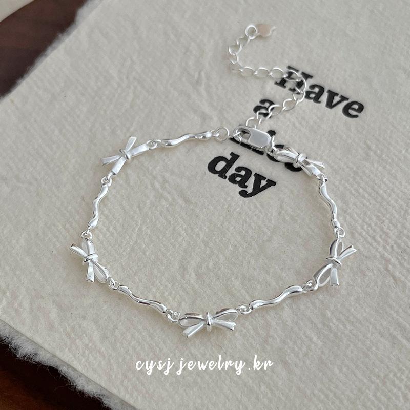 Cui Yan S925 Sterling Silver Korean Style Sparkling Bow Bracelet for Women - Sweet, Versatile, Trendy Jewelry. 925 Sterling Silver