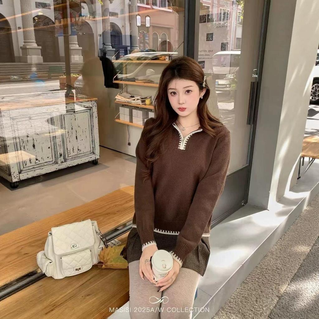 Color-Block Retro Half-Zip Hooded Pullover Sweater for Women - Autumn/Winter Hong Kong Style Knitwear