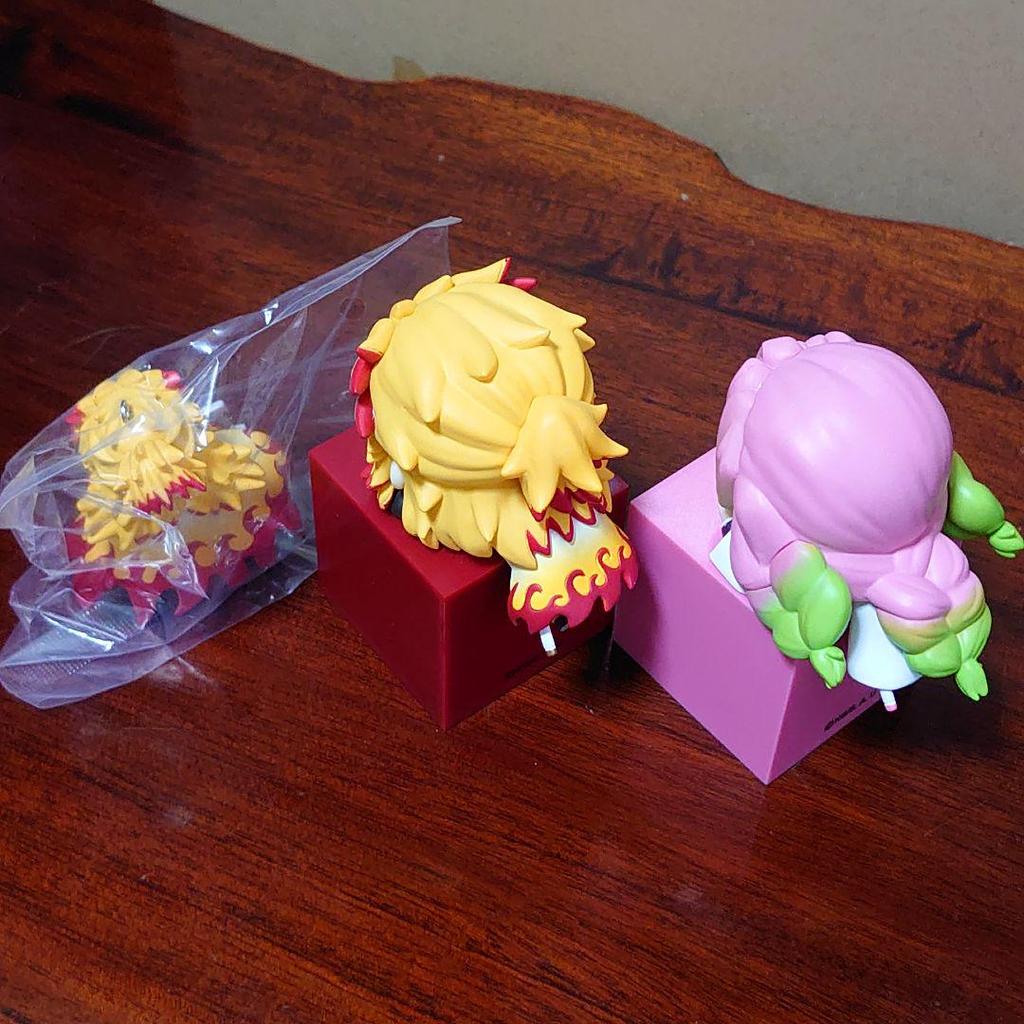 [USED] Demon Slayer: Kimetsu no Yaiba Figure Hook Figure Merchandise Kyojuro Rengoku