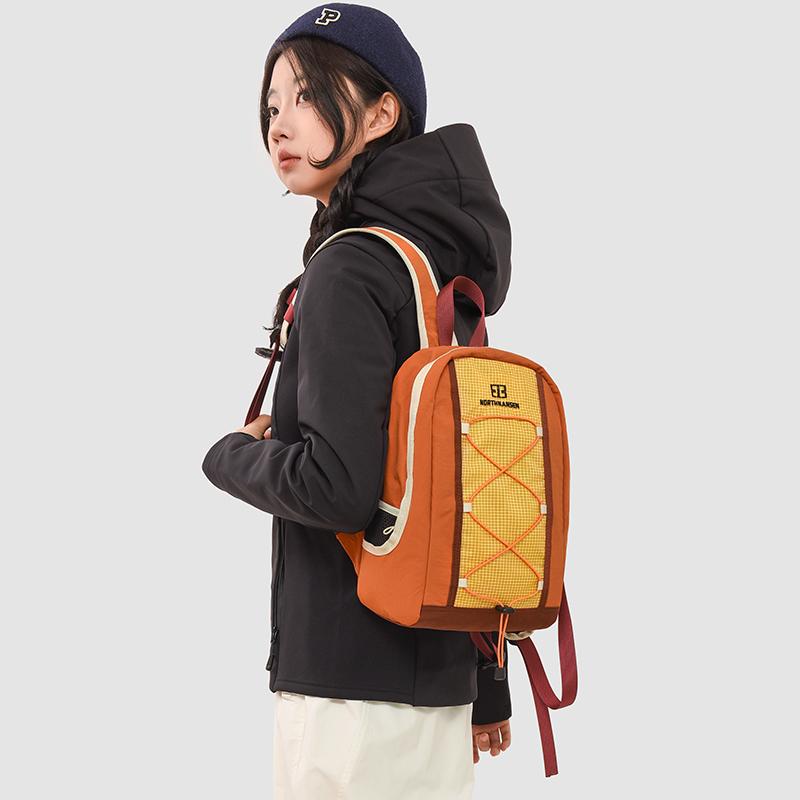 Large Capacity Student Schoolbag Outdoor Unisex Color Contrast Backpack
