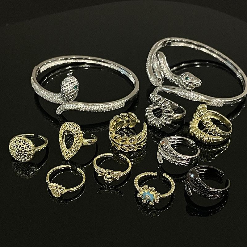 Niche Design Dark Personality Snake Open Ring Stacking Wearing High Sense Fashion Cold Wind Ring