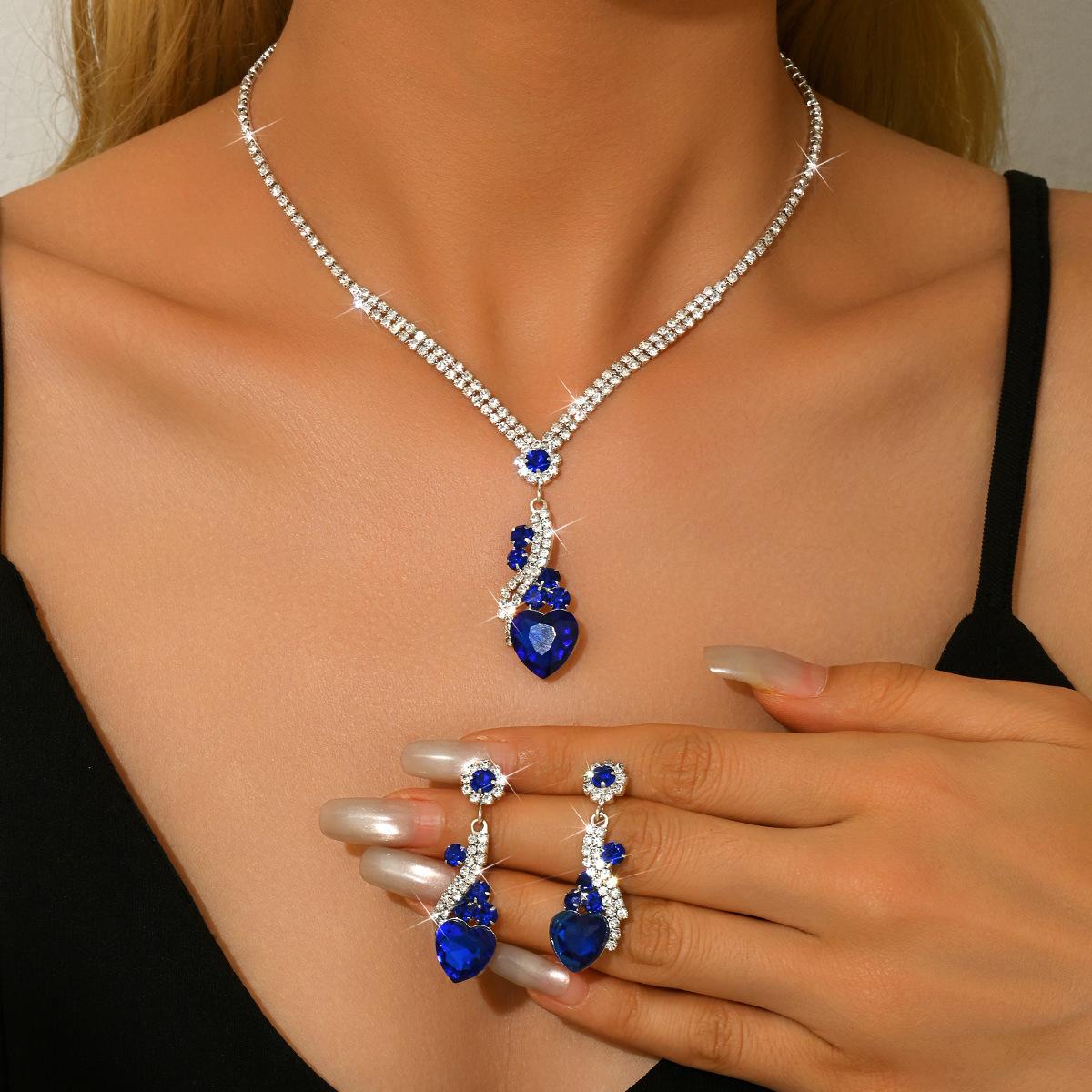 

High-End Gemstone Love Fashion Luxury Dinner Party Style Earrings Necklace Two-Piece Jewelry Set