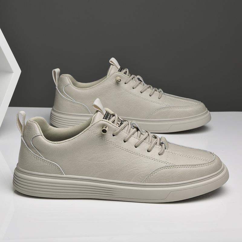 Men's shoes 2025 summer new men's leather surface waterproof casual shoes soft sole retro fashion non-slip wear-resistant board shoes tide