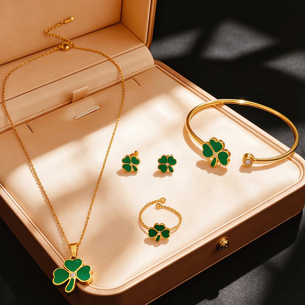 4pcs Advanced Sense Luxury stainless steel non-fading hypoallergenic green leaf jewelry set suitable for daily wear and holiday travel Also suitable