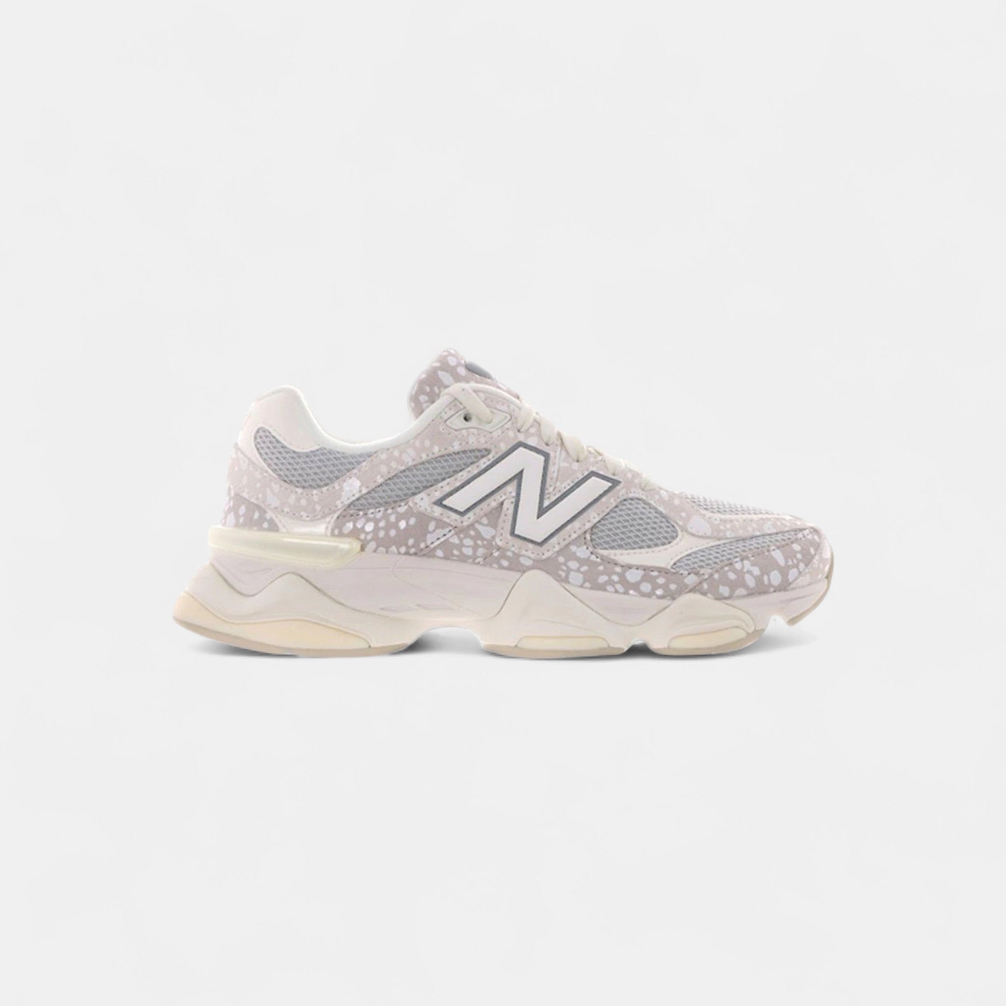New-balance-9060-grey-matter-reflection white