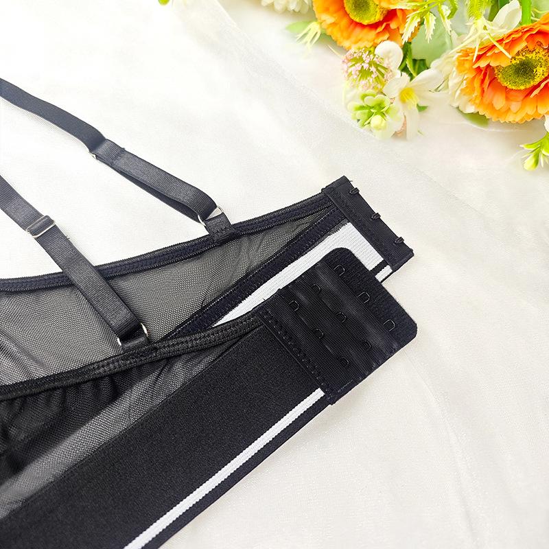 New European & American Halter Sling Hollow Out Sexy Crop Top for Women