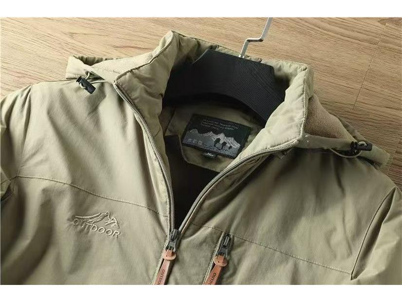 Men's High-Density Windproof Waterproof Winter Fleece-Lined Thickened Outdoor Jacket