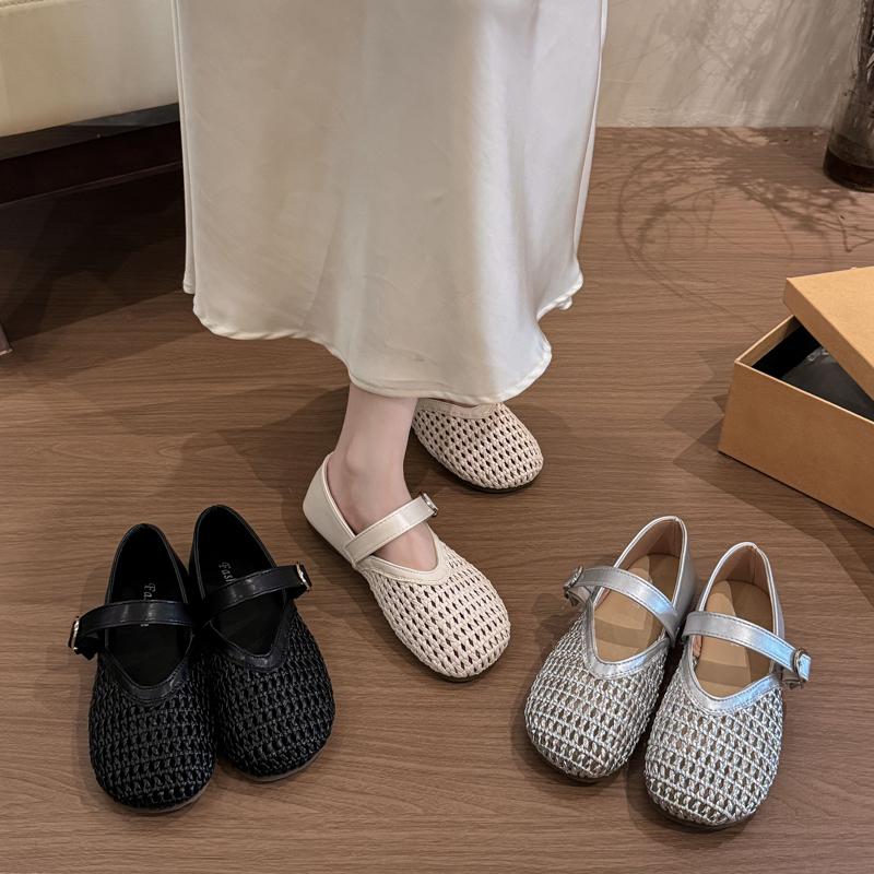 2025 Women's Mary Jane Shoes Round Toe Flat Sole One-length Strip Mesh Woven Hollow Shoes French Retro Summer Breathable Sandals