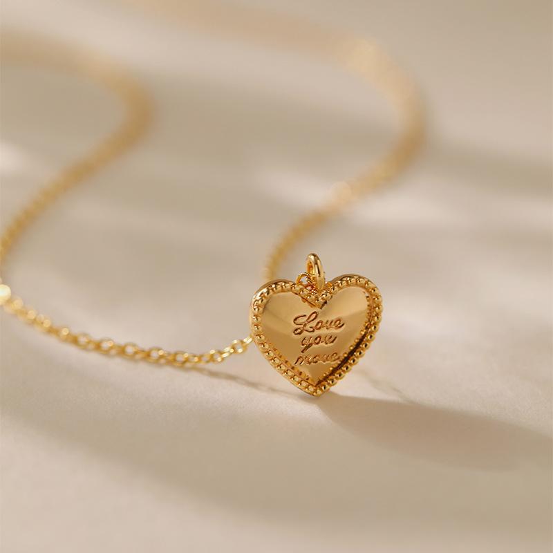 Minimalist Advanced Engraved Love Heart Clavicle Necklace Gold Plated For Women