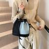 This year's popular super fire bucket bag women's 2025 new high-end contrasting color versatile shoulder messenger bag
