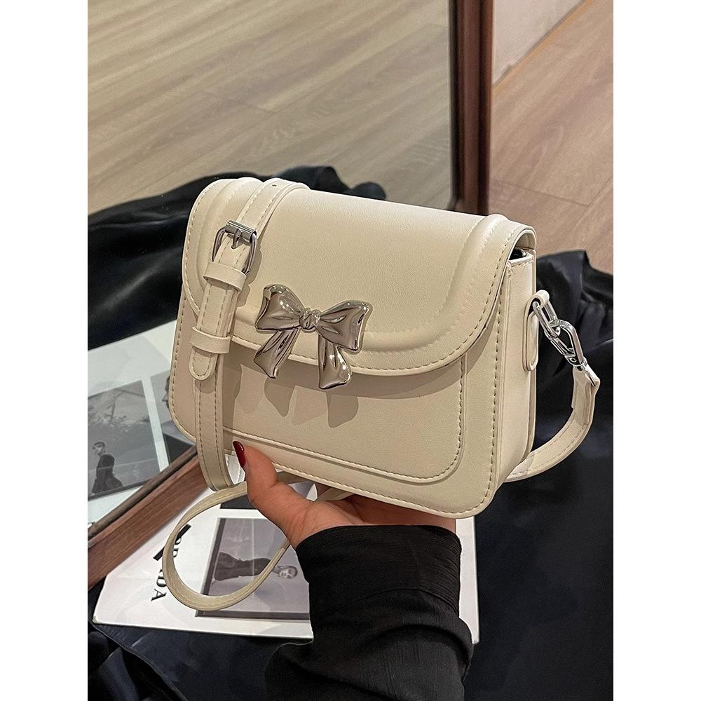 Autumn and Winter Bags 2025 New Fashion Trend Messenger Bags Popular Versatile Ins Women's Shoulder Small Square Bag