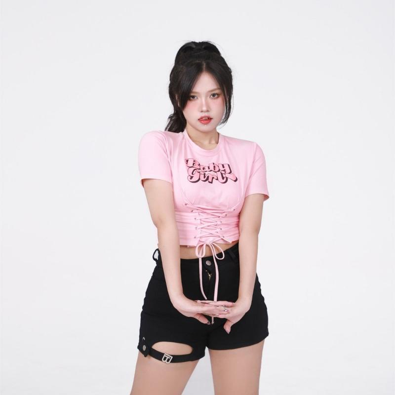 

Женские модные большие ярды с короткими рукавами. Универсальные футболки. Нишевые дизайнерские ремни. Свободные узкие топы с короткими рукавами. 4XL розовый