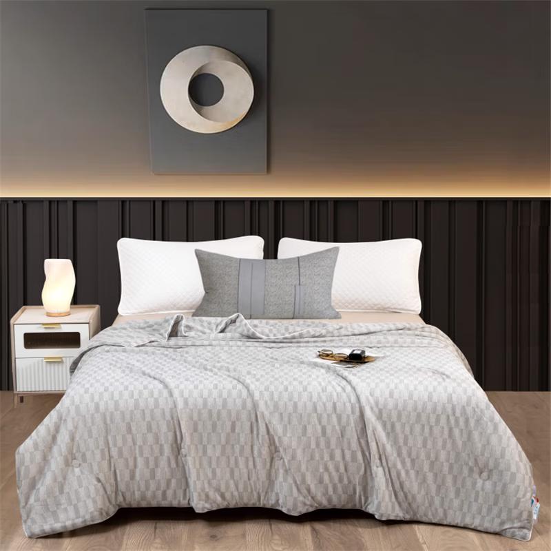 Silk-Rhythm Cooling Quilt