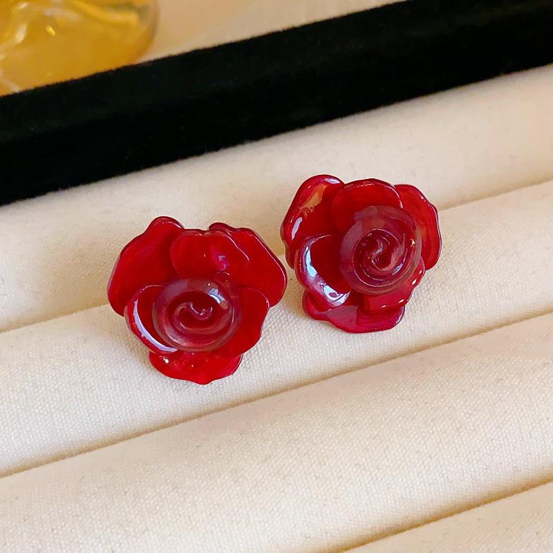 Silver Needle Ankara Red Love Stud Earrings Fashion Temperament New Earrings Light Luxury Premium Autumn and Winter