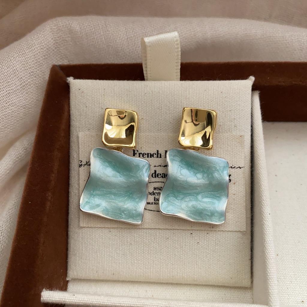 Simple Geometric Cold Wind Stud Earrings Unique Earrings Niche Design Sense High Sense Fresh Earrings