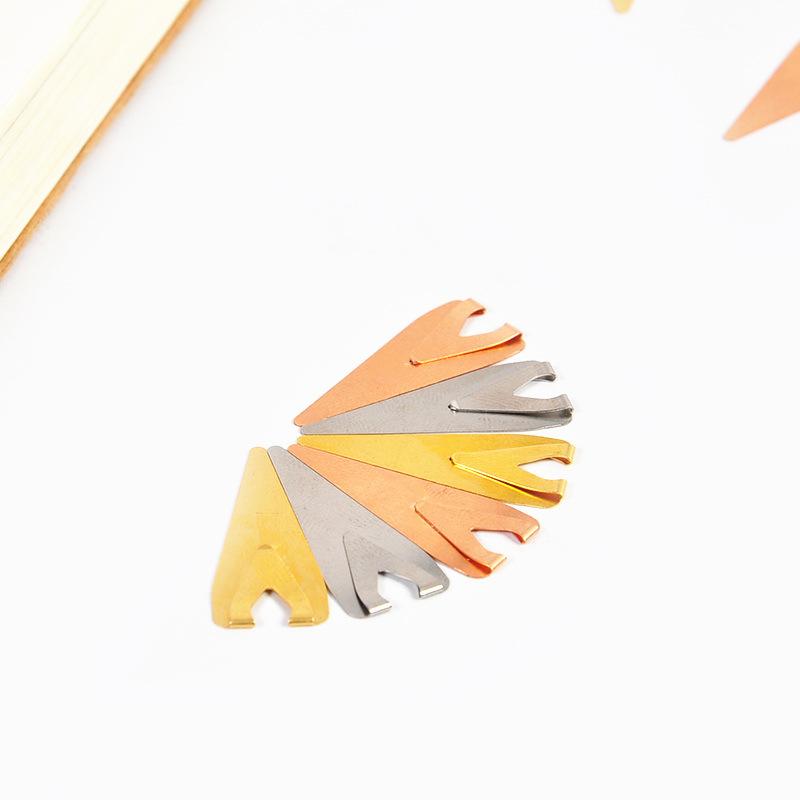 12 Pieces Metal Bookmarks Small Triangular Paper Clip Bookmarks Student Teacher Stationery Reading Tools