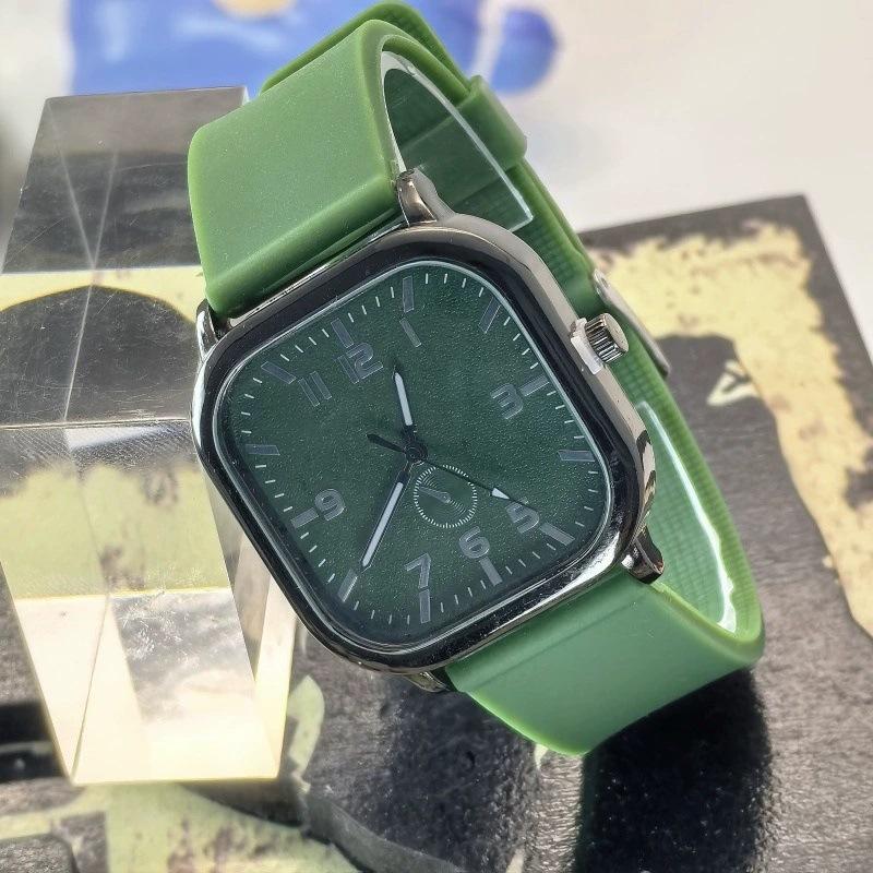 New Fake Three Eyes Digital Sports Men's Watch Men's Quartz Watch Silicone Band Belt Classic Fashion Men's Watch