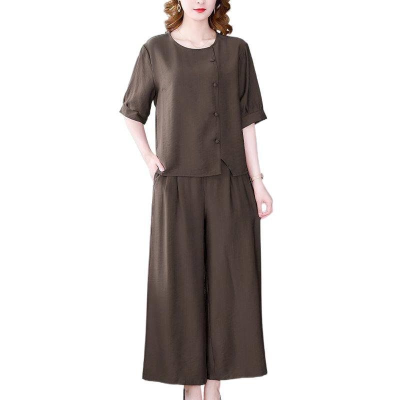 Mother's Summer 2026 Stylish Loose Fit Two-Piece: Short Sleeve, Casual, Slimming, Tummy Concealing for Middle-Aged Women