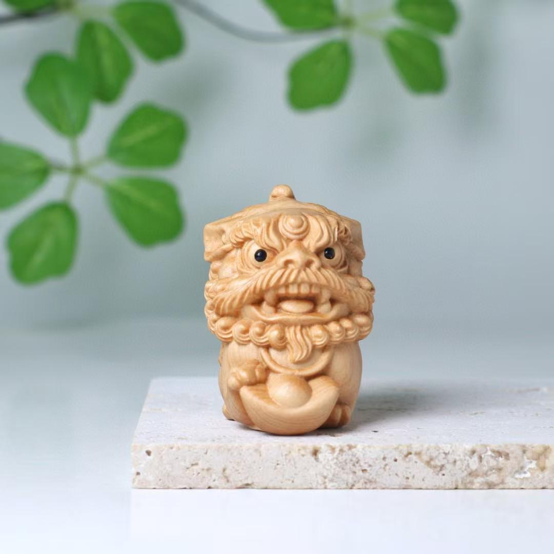 

Taihang Cliff Cypress Lion Carving: Wealth & Protection Ornament