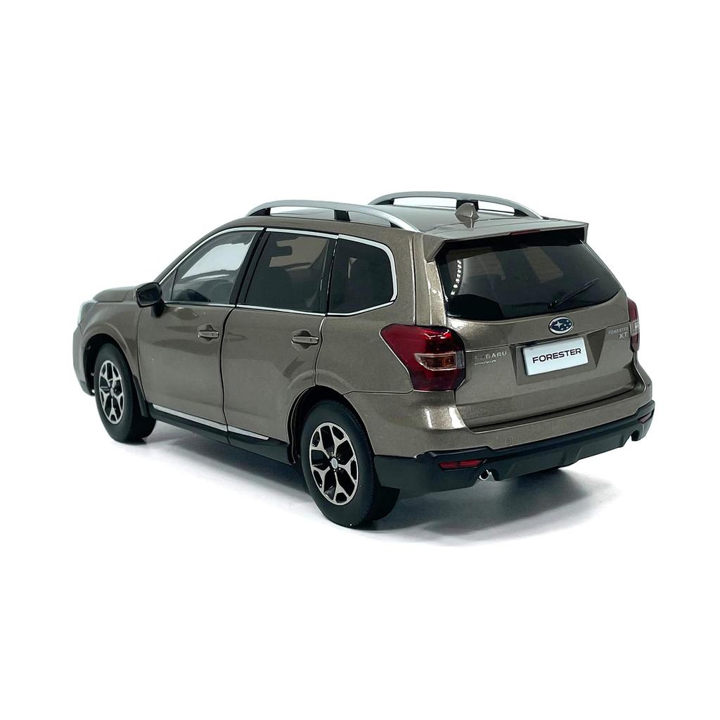 PAUDI MODELL 1/18 Maßstab Subaru Klassisches SUV Diecast Modellauto, Gold