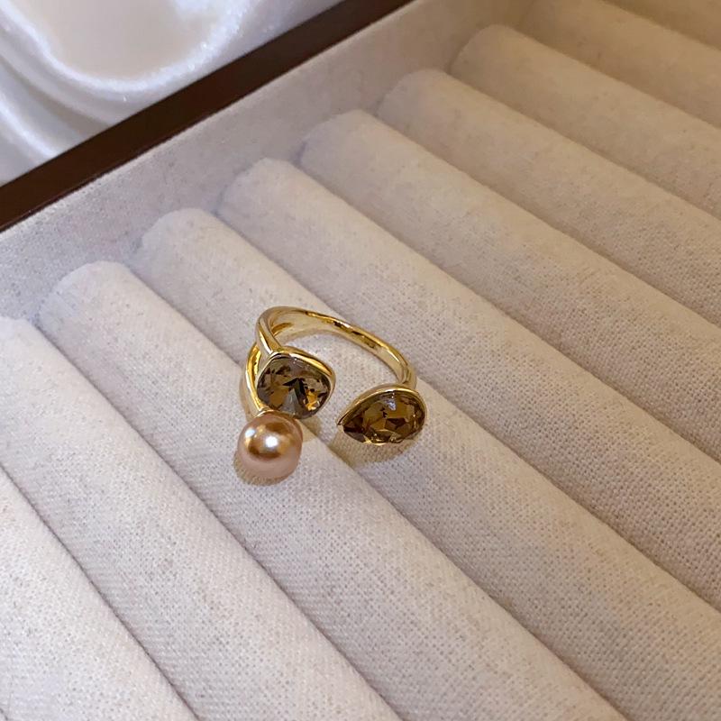 Retro Chinese Geometric Round Zircon Open Ring - High-End Luxury Finger Jewelry